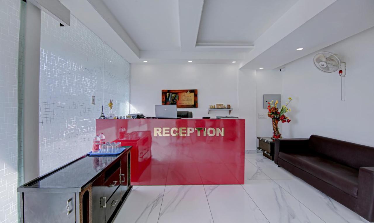 Hotel Treebo Rockland, Zirakpur Exterior foto