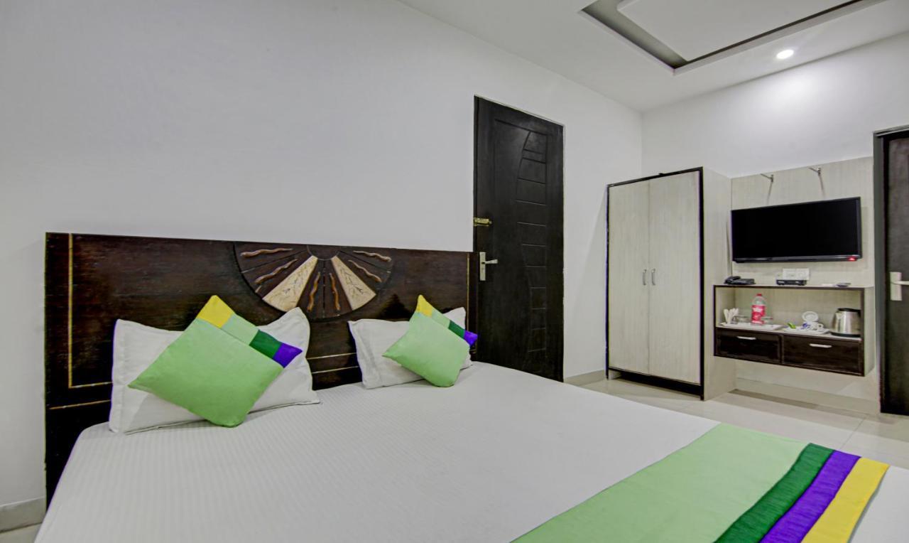 Hotel Treebo Rockland, Zirakpur Exterior foto