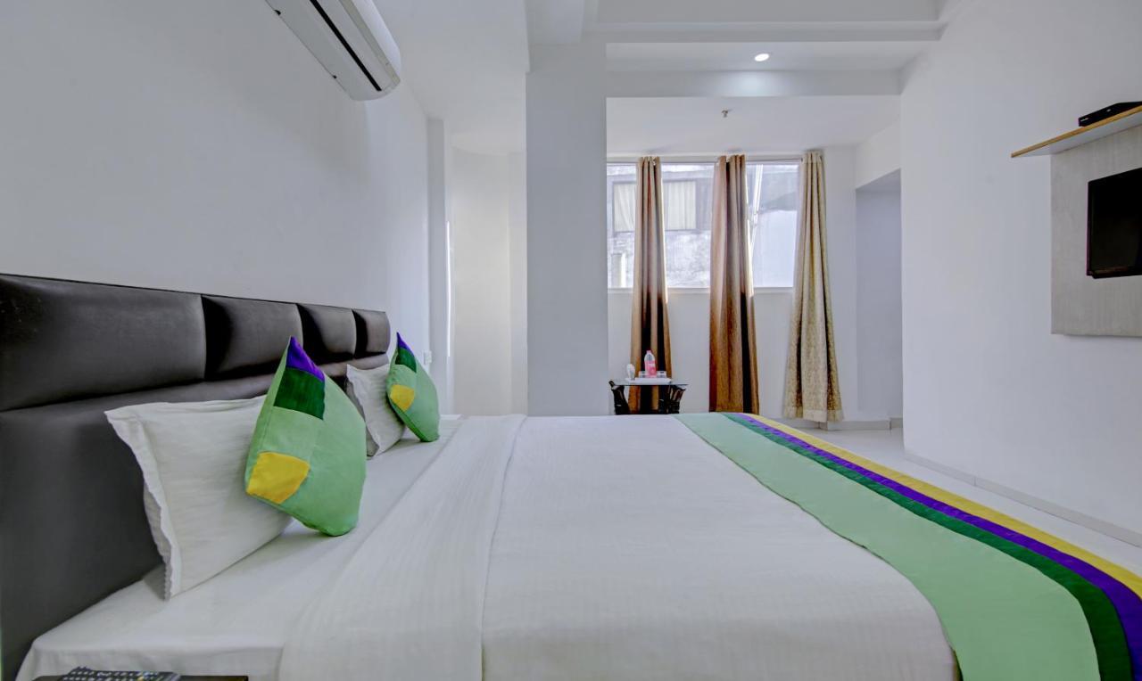 Hotel Treebo Rockland, Zirakpur Exterior foto